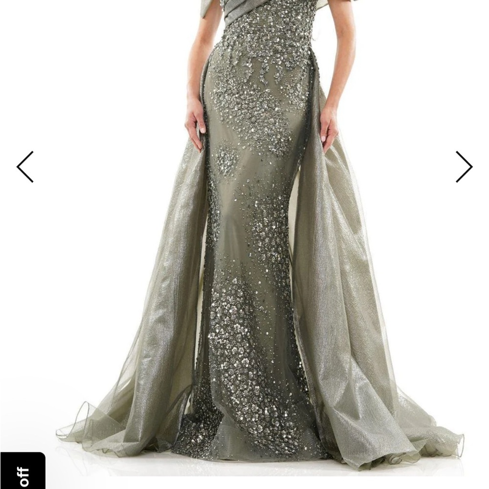 Rina diMontella Elegant Celadon (green) Evening Gown.  Never worn.